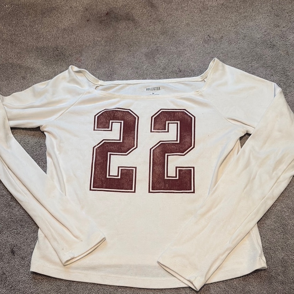 Hollister White Fitted Long Sleeve Jersey